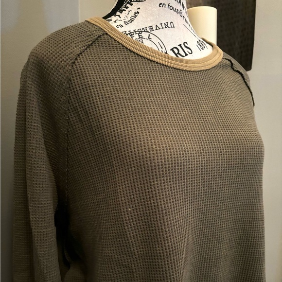 Garment Washed Thermal Tunic - Picture 6 of 7